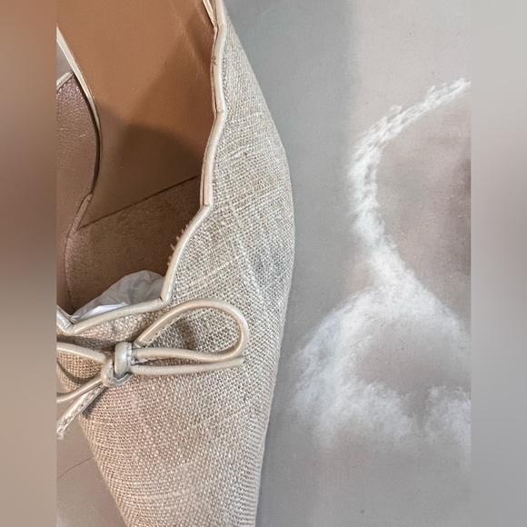 Stuart Weitzman Mucha Pump - Picture 6 of 7